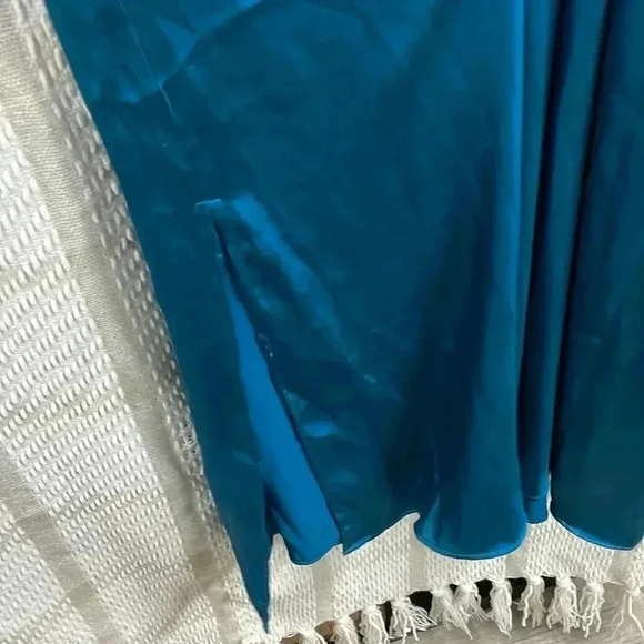 GRACE KARIN Long Sleeve Satin With Slit Elegant Boat Neck High Waist Midi Dress - Picture 5 of 8